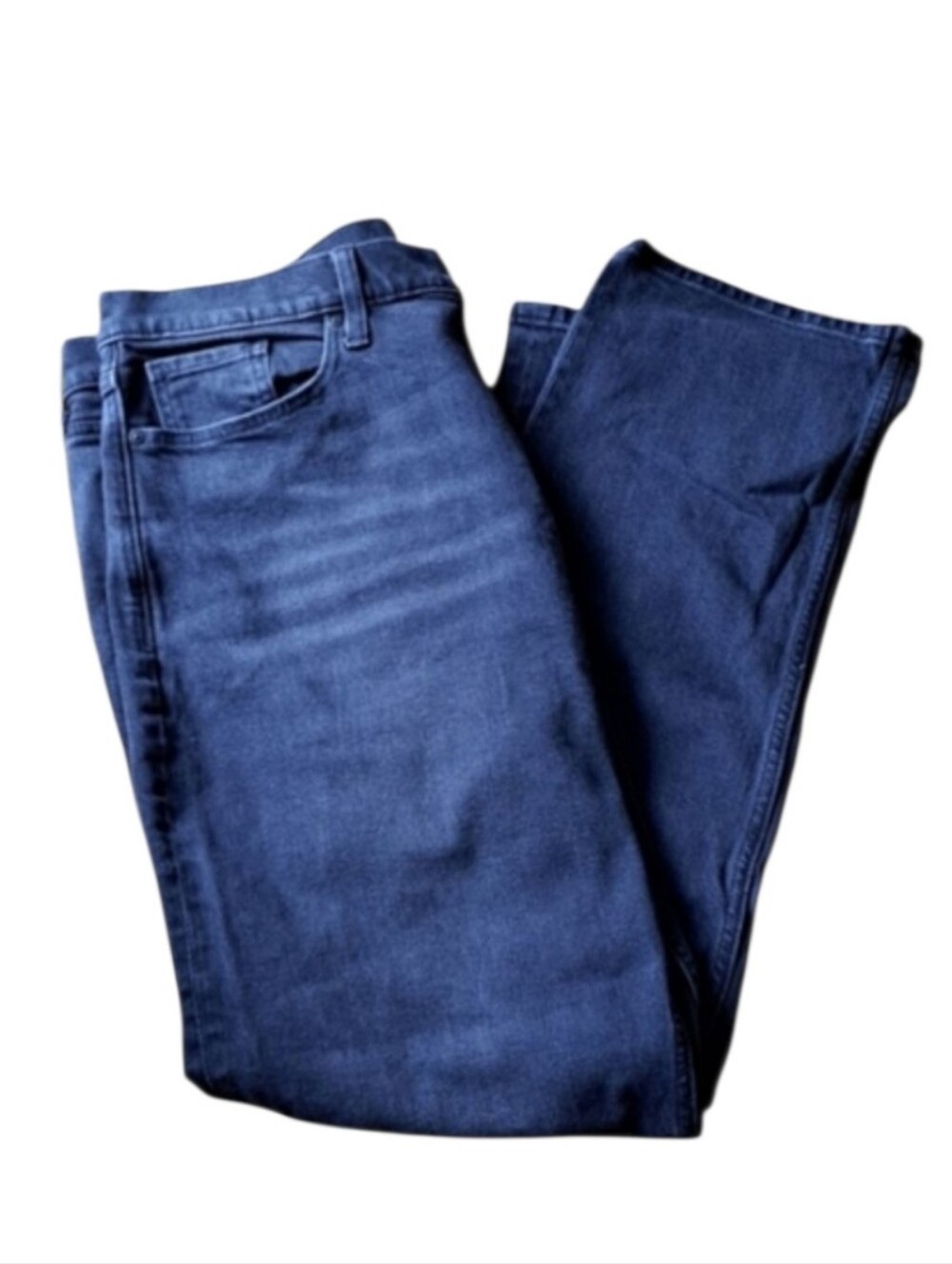 Classic Straight-Leg Jeans in Black